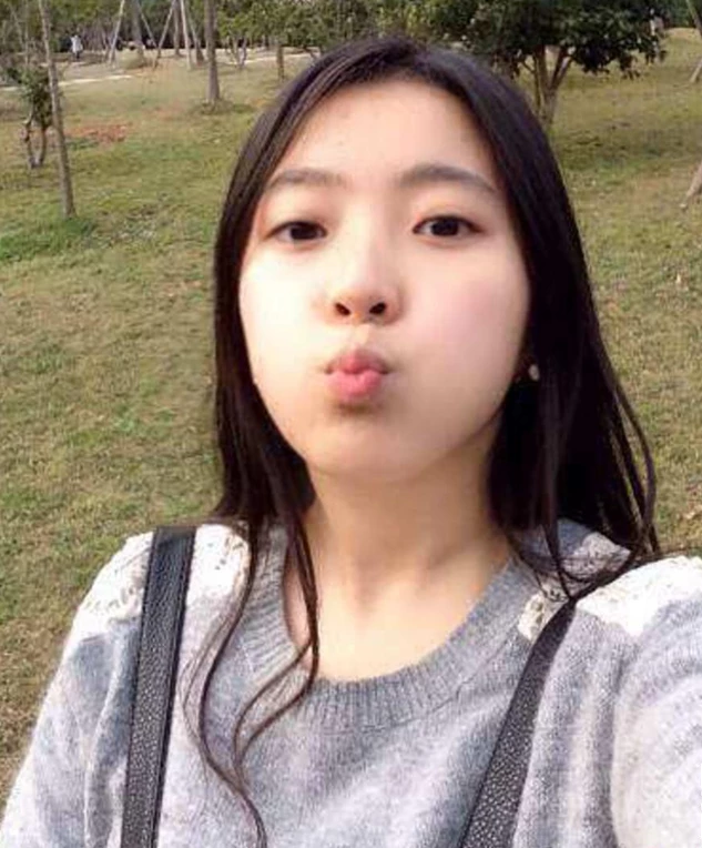 人妻人妻我爱你，精液射到骚逼里[24P]