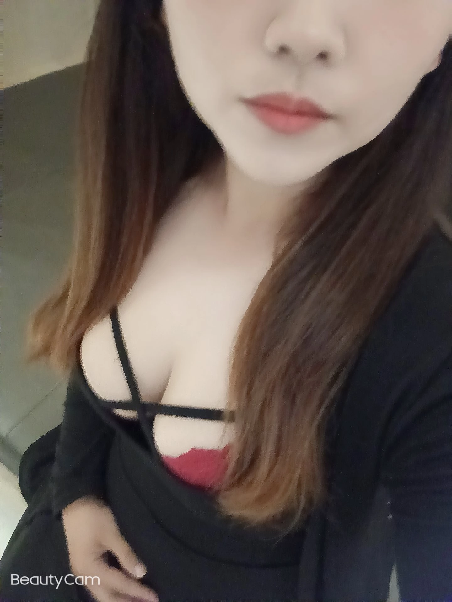 小号勾引喜欢买情趣内衣的骚同事[12P]