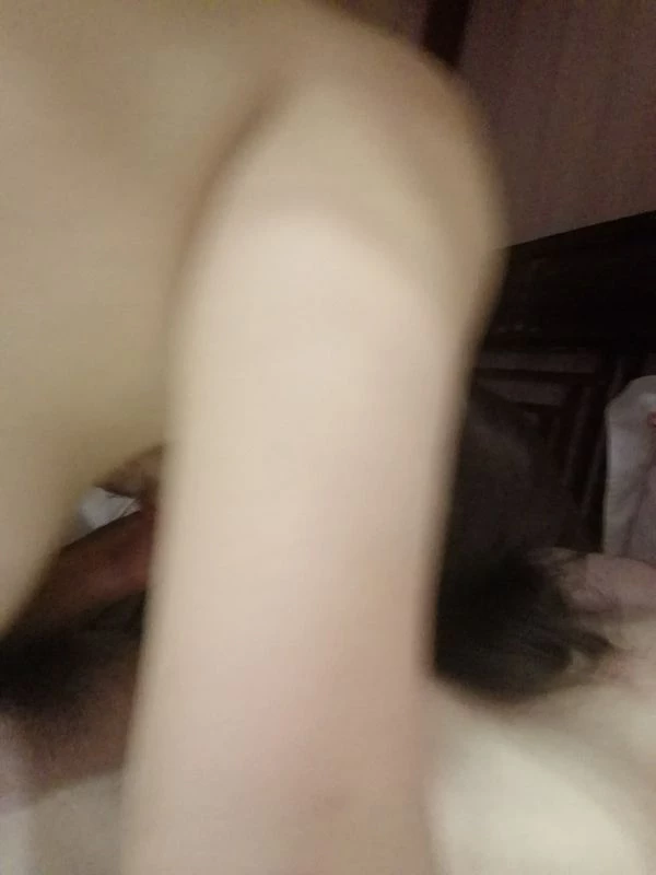 去到酒店结果是找了个丰乳肥臀[35P]