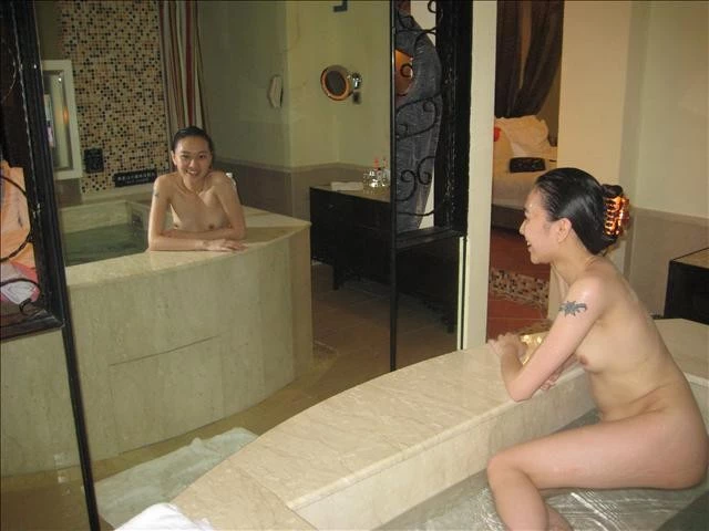 还记得这个骚货不，流出图搜集[25P]