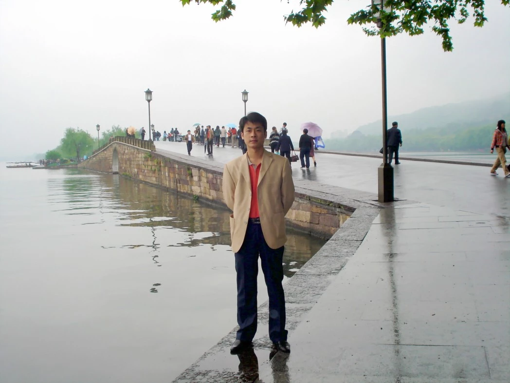 旅游心情好，开房打炮不能少[26P]