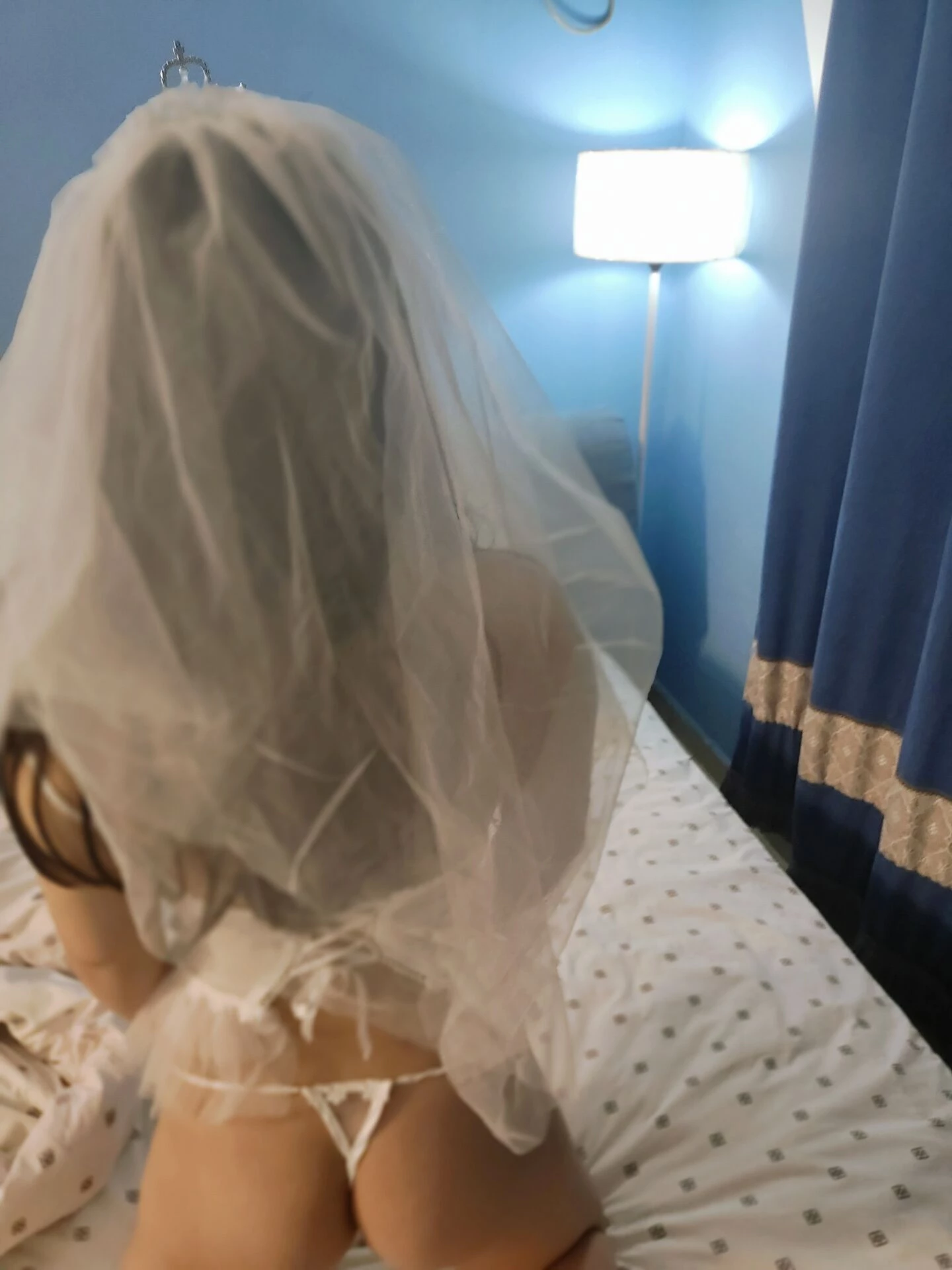 [原创][手势认证]想要做你的新娘-白纱巾黑丝袜等你来肏[15P]