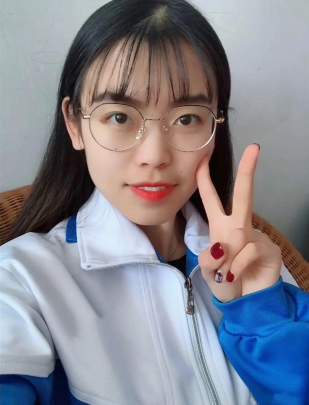 搞了一个学生妹[12P]
