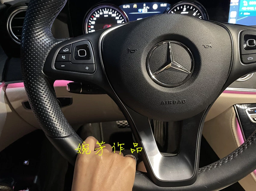 今天是汁水丰盈的鲍鱼。想尝鲍鱼汁吗!希望能温柔地爱我，同时也能粗暴地草我。[30P]