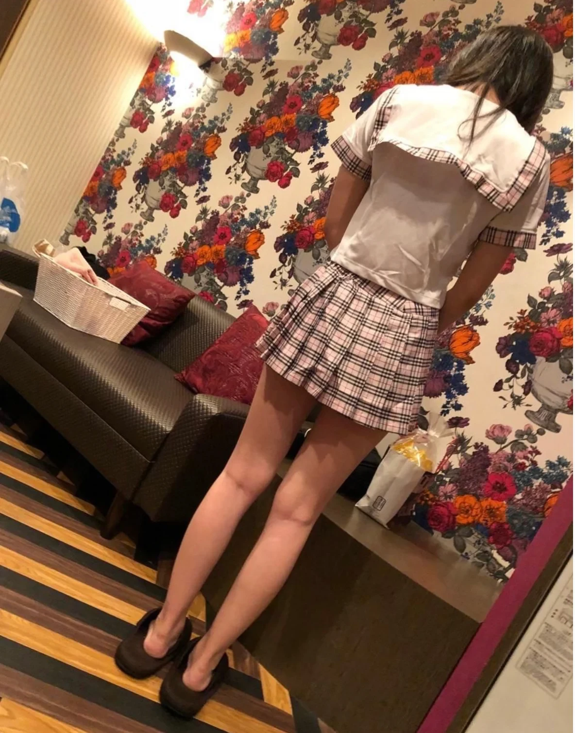 让你每天都腰酸的骚逼女友 [11P]