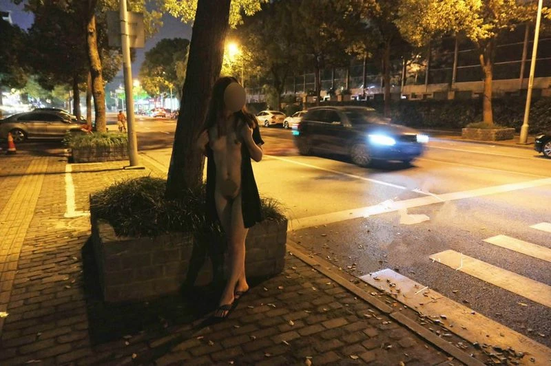 马路全裸露出[20P]