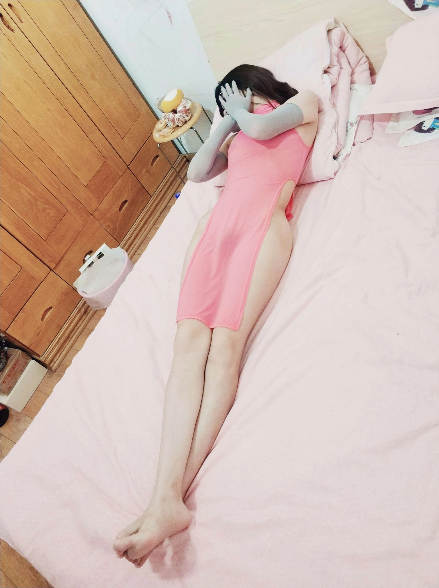 后入长腿美女 爱液溢出 [16P]