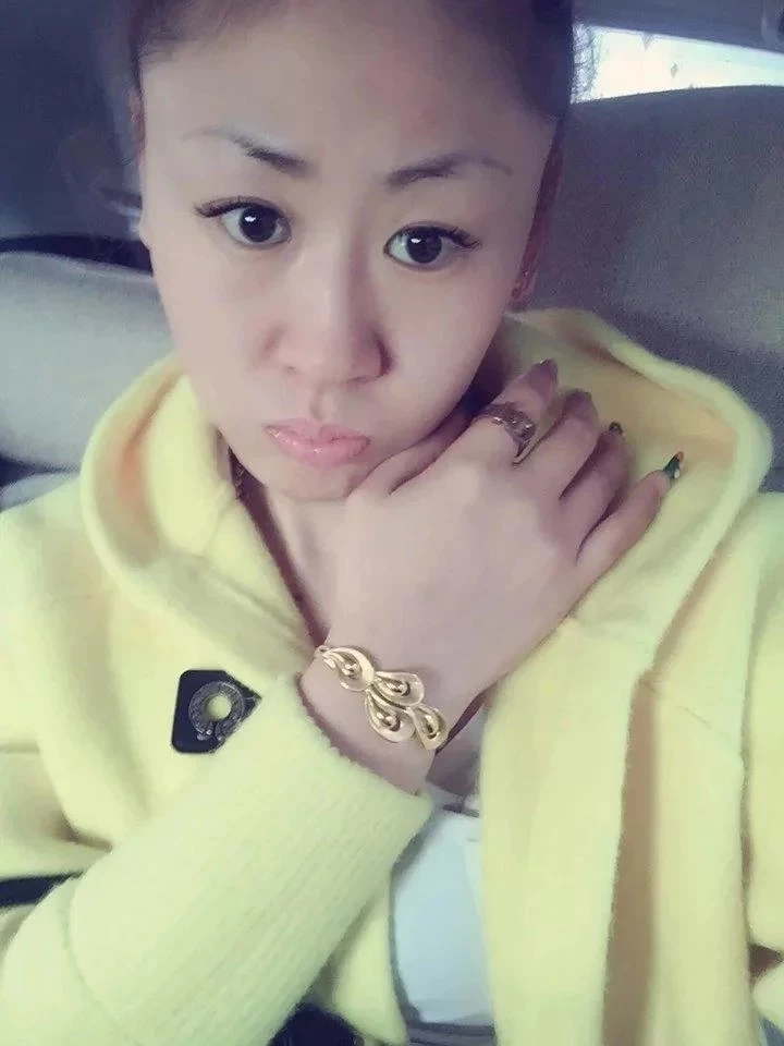 多金又多汁的骚老婆[26P]