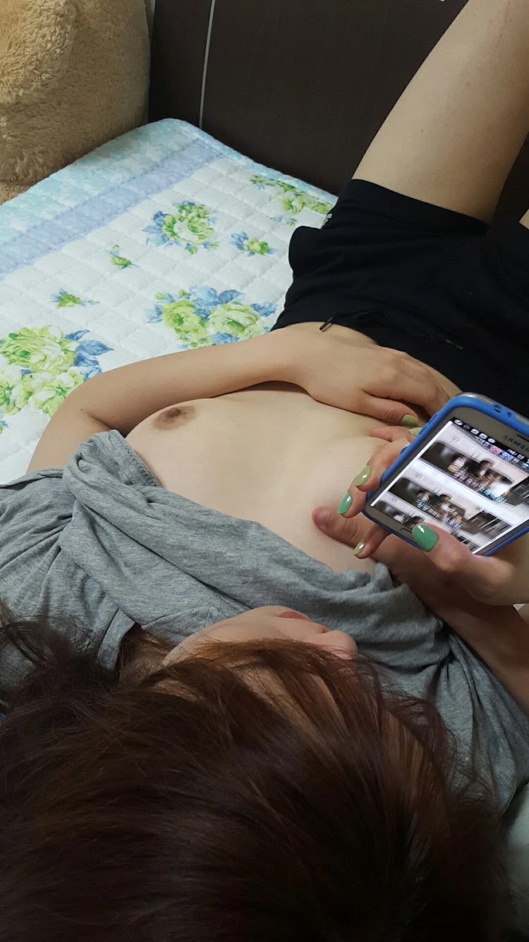 自家用超纯小母狗[27P]