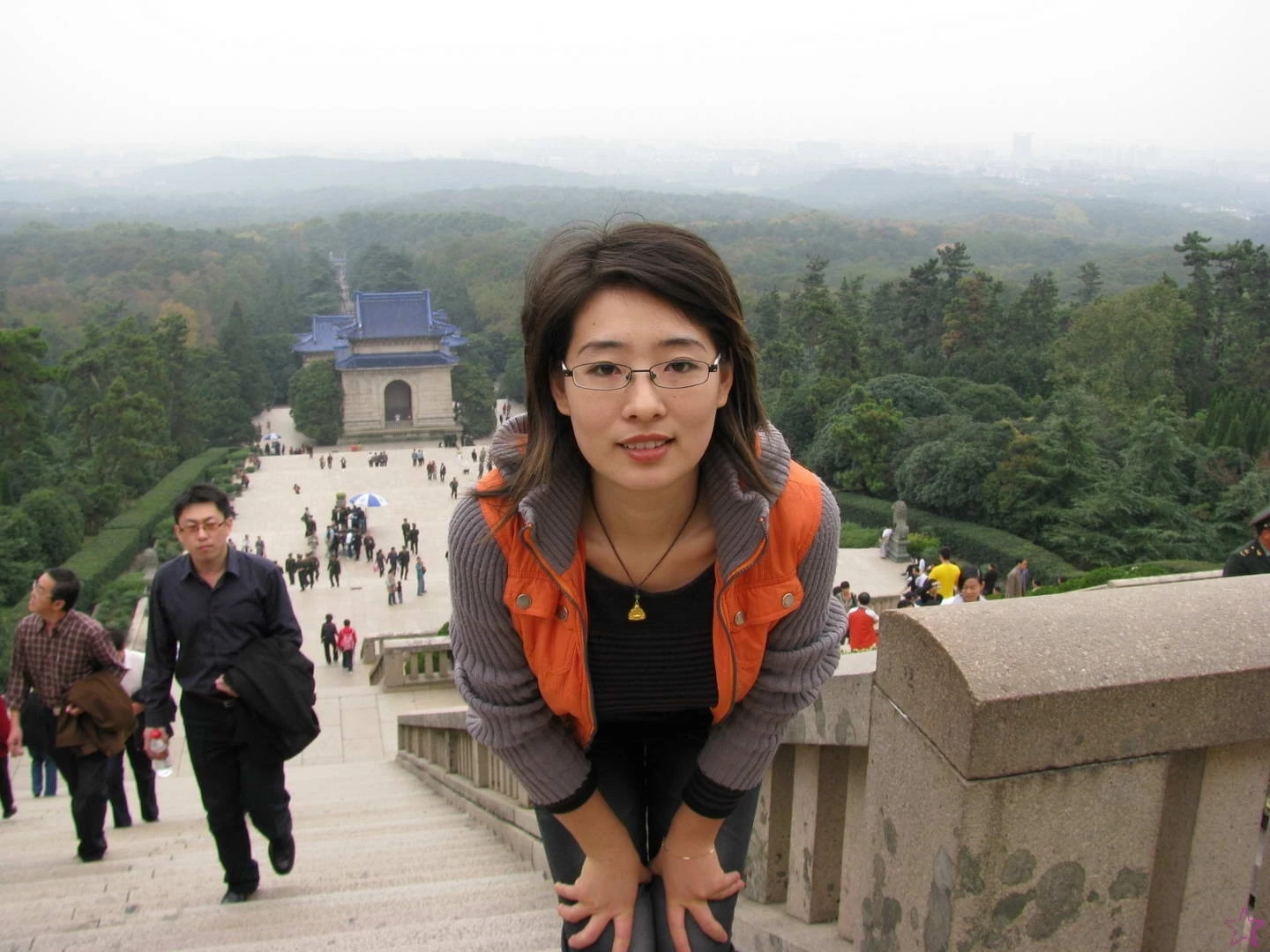 和女同事出差期间 白天爬山夜间犁田[34P]