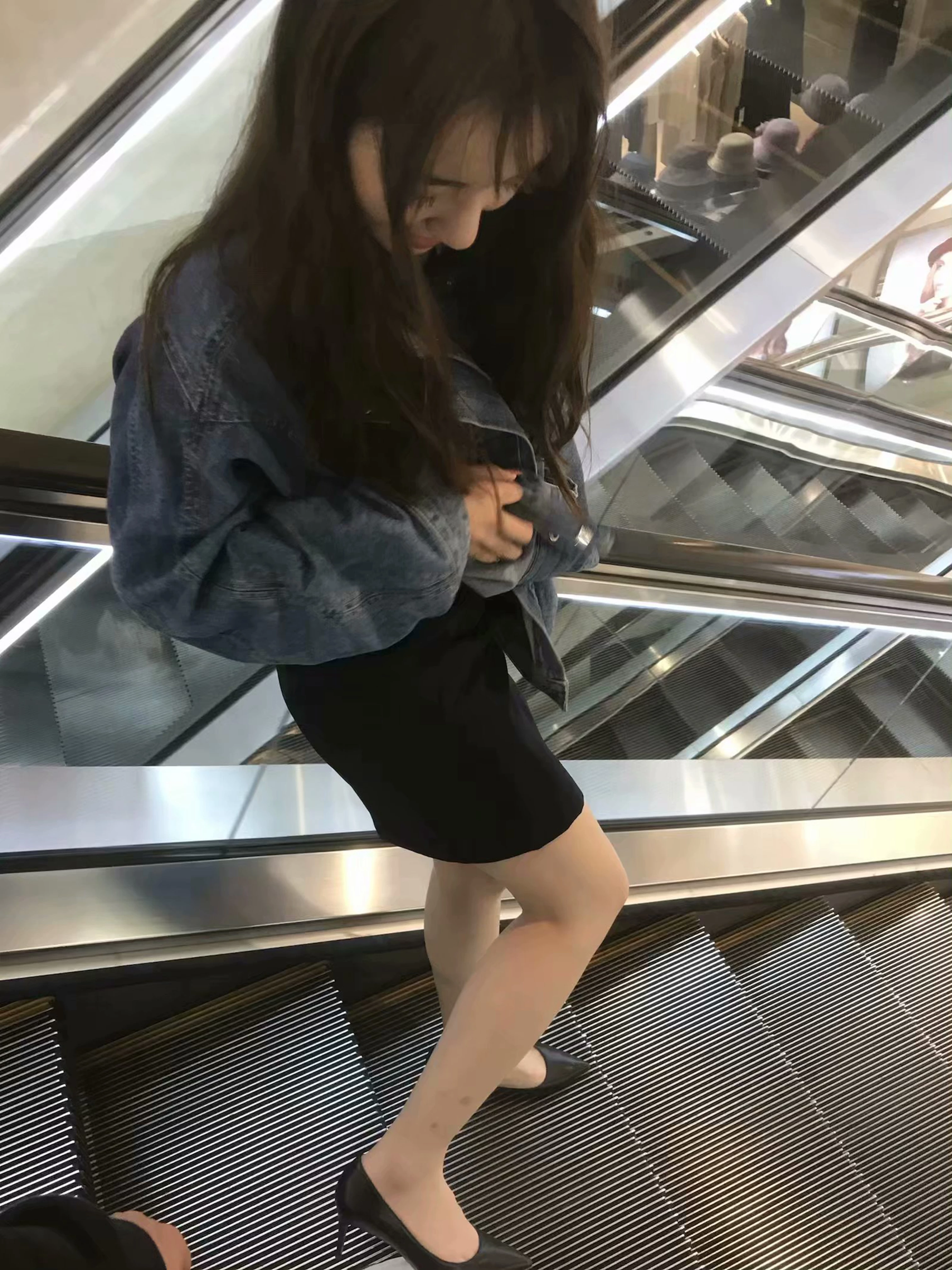 腿控足控福利，趁着在试衣间好好把玩丝脚「20P」