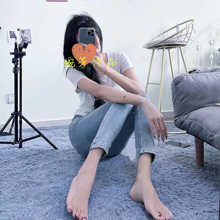 清纯女生是哥哥喜欢的嘛？性格温柔可纯可御，希望在这个月能遇见你～[21P]