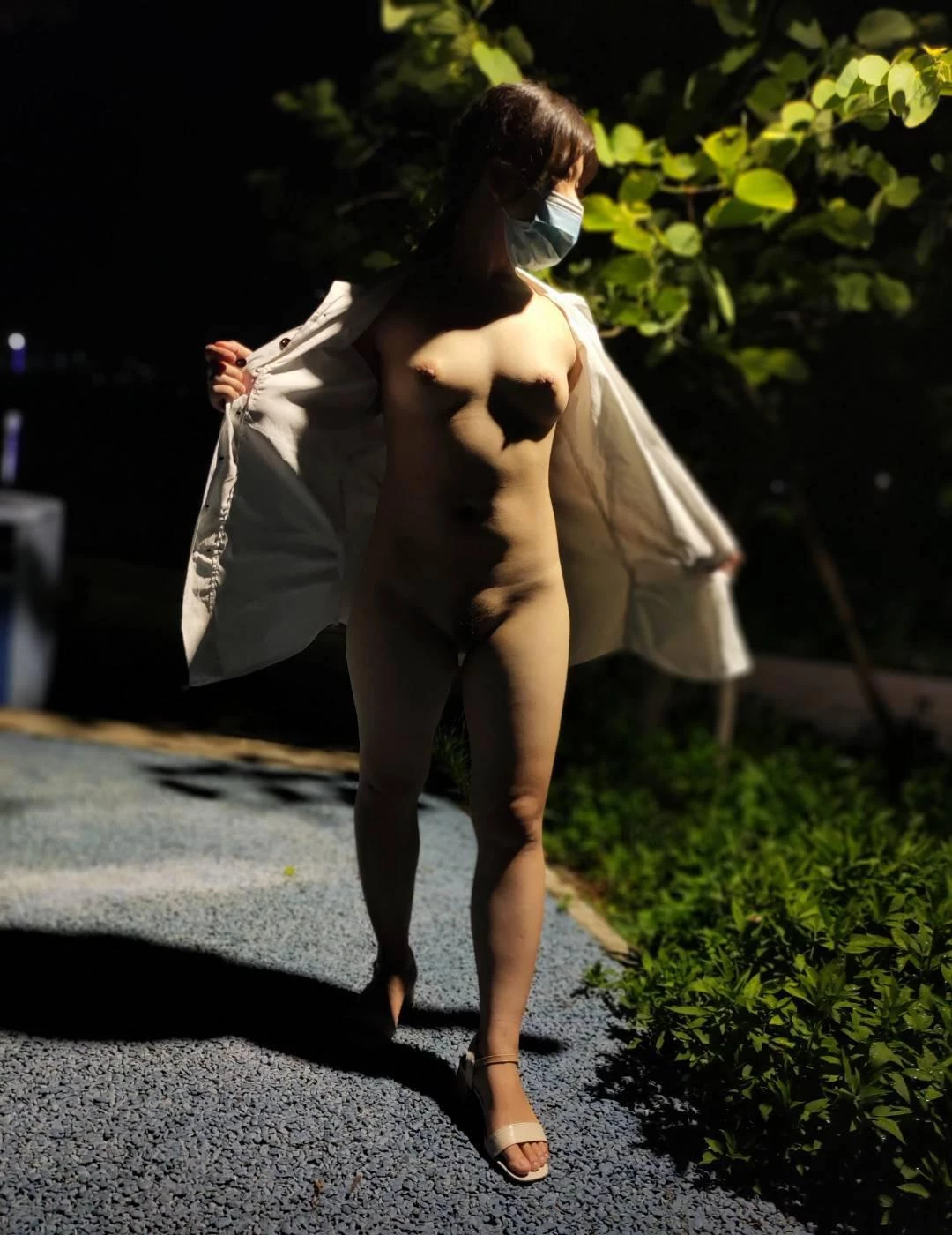 艰难时期，不宜久留[11P]