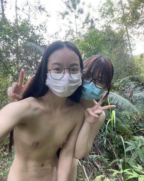 代表佢两个至爱这样外游[12P]