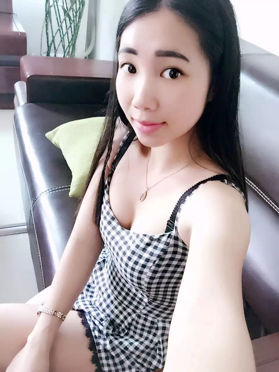 赵小姐又被曝家丑，连家公都不放过[27P]