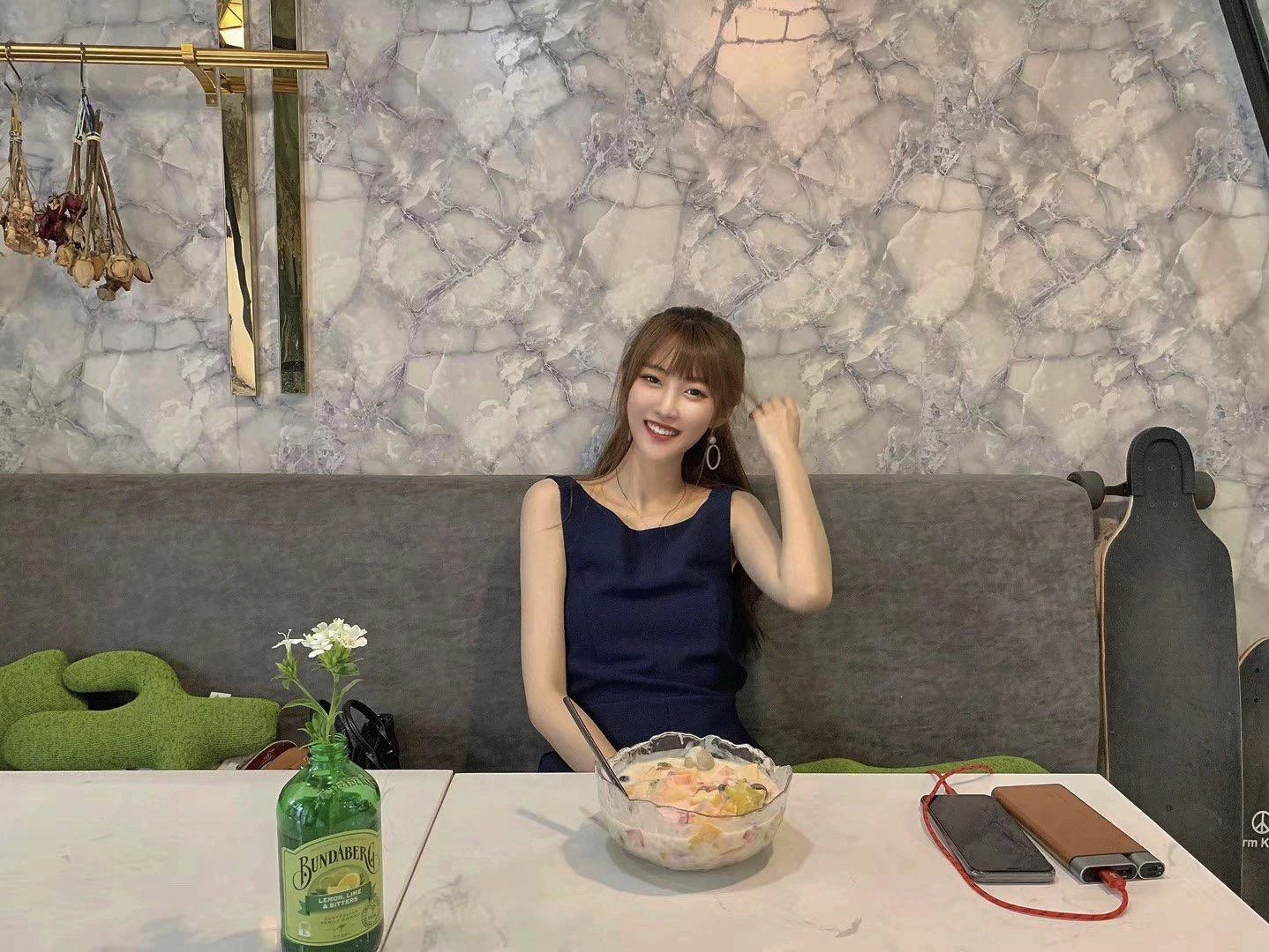 无套中出超漂亮黑丝翘臀女神.大长腿我的最爱[20P]