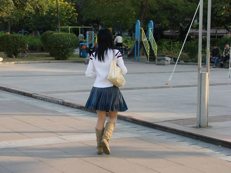 射在少妇胸前[23P]