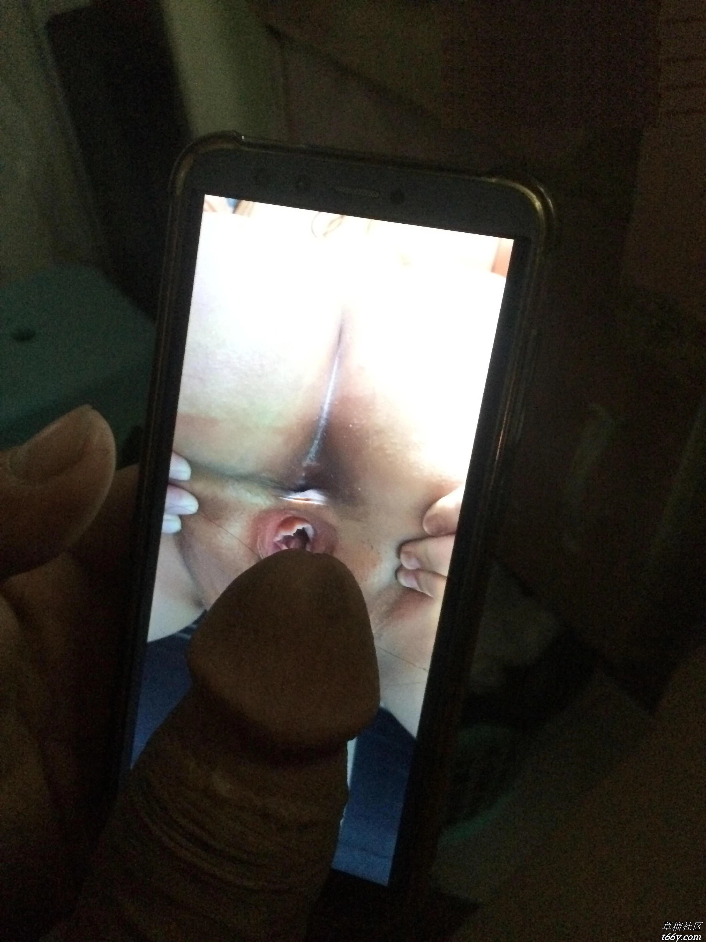 江阴男搬砖在上海，520老婆想爱爱[60P]