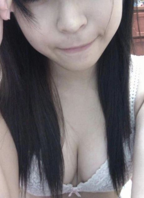 又萌又嫩的小女友[13P]