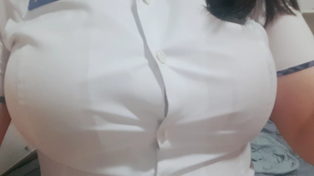 奶大逼嫩还败火[12P]