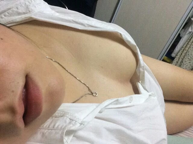 哺乳期的胸真大[10P]