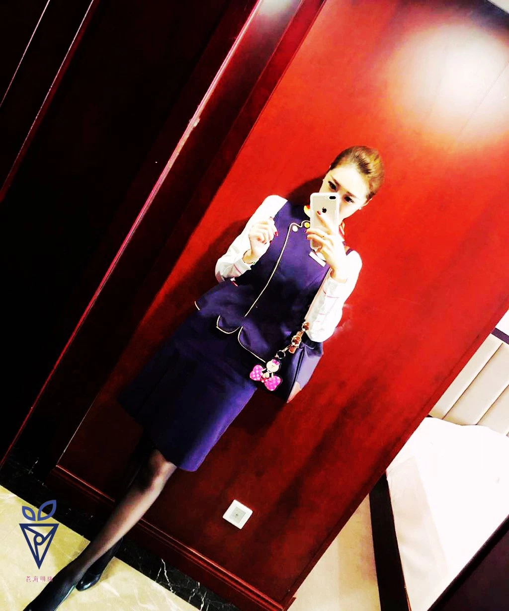 [露脸][反差婊]极品反差人妻系列之三[19P]