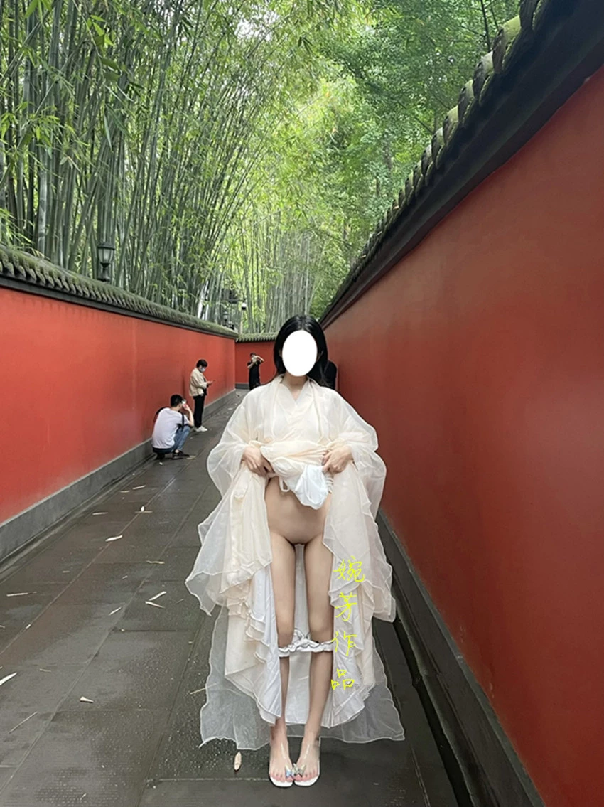 只想做一个温柔如水的女孩，发一些可爱的碎碎念看上去有生命力鲜活只喷水不喷人[22P]