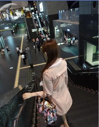 小美女诱人身材很性感大波波[11P]