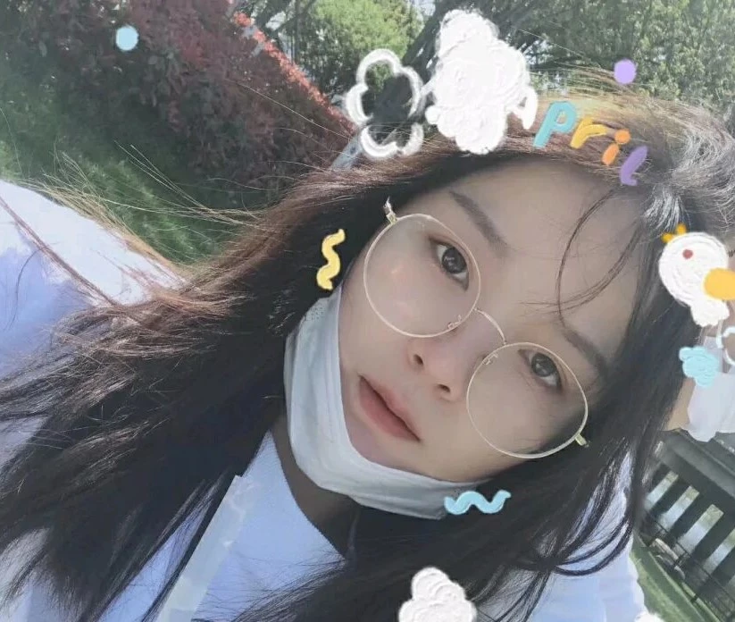 粉嫩的女孩儿，小穴粉嫩 少女的身体真的诱人[18P]