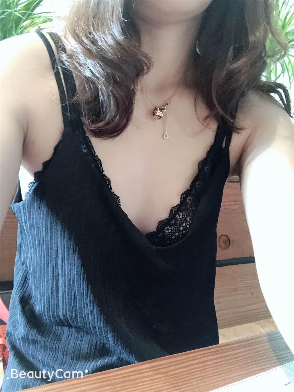 嫂子的腿是真的白呀[10P]