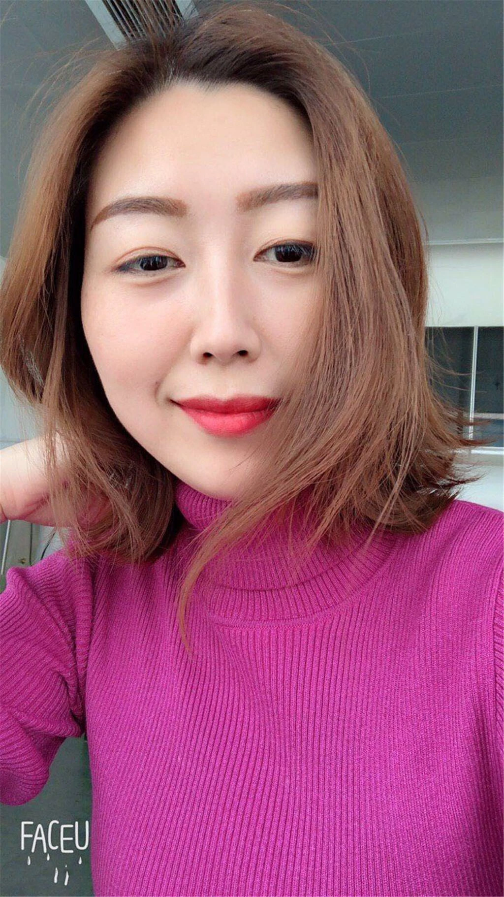 网上聊了一个姐姐，没想到如此开放[10P]