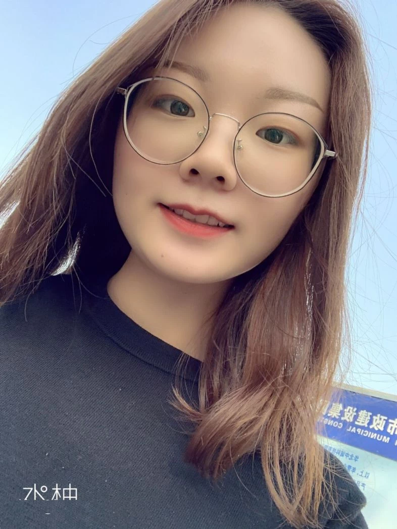知性的妹子摘了眼镜操起来很有成就感，估计是闷骚型[19P]