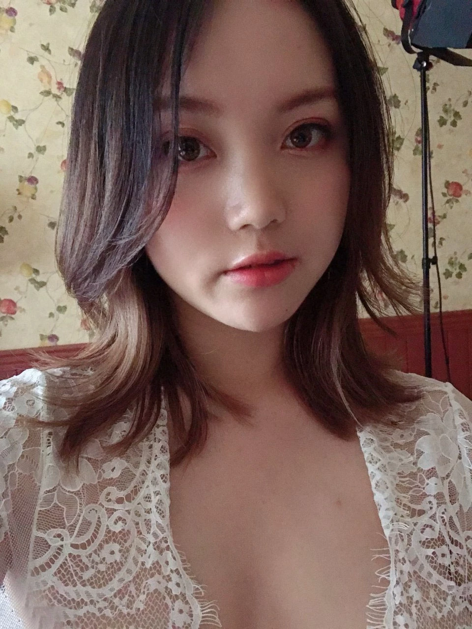 漂亮的女喷油谁都想要[11P]