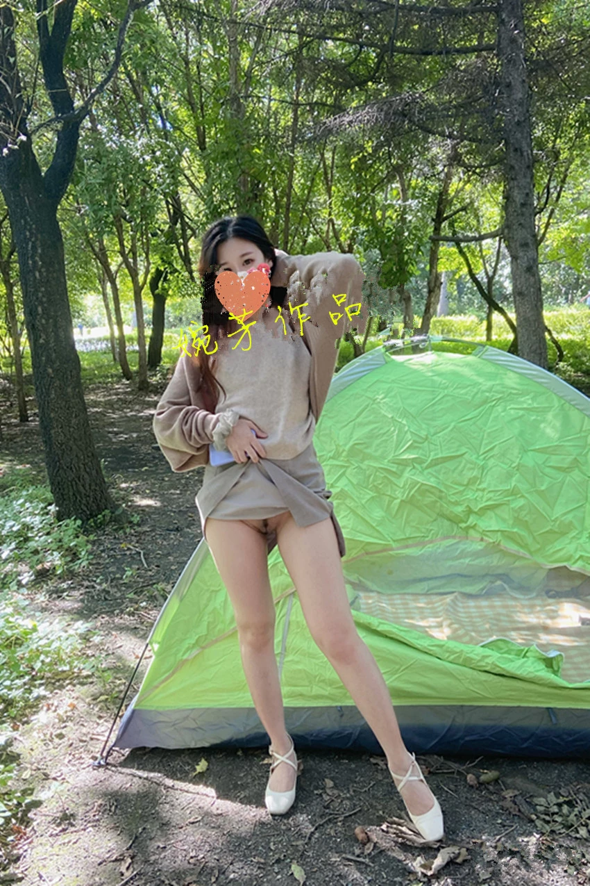 这什么天气啊 随便动一下都是汗如雨下 忽~阳光穿过树林洒在婴儿般肌肤的光屁屁上[22P]