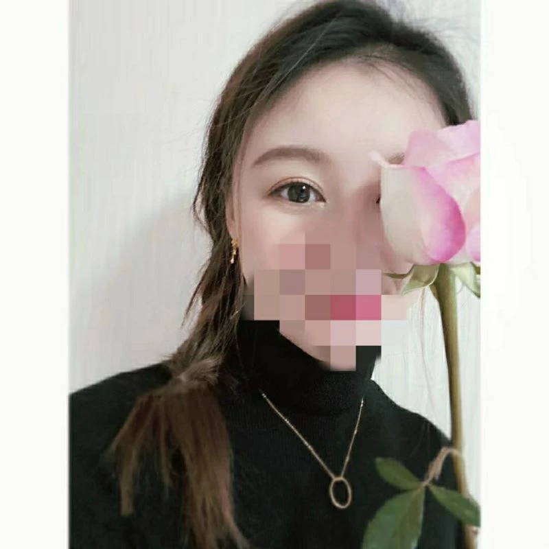 长腿翘臀骚女友，让大家硬是我的目的[22P]