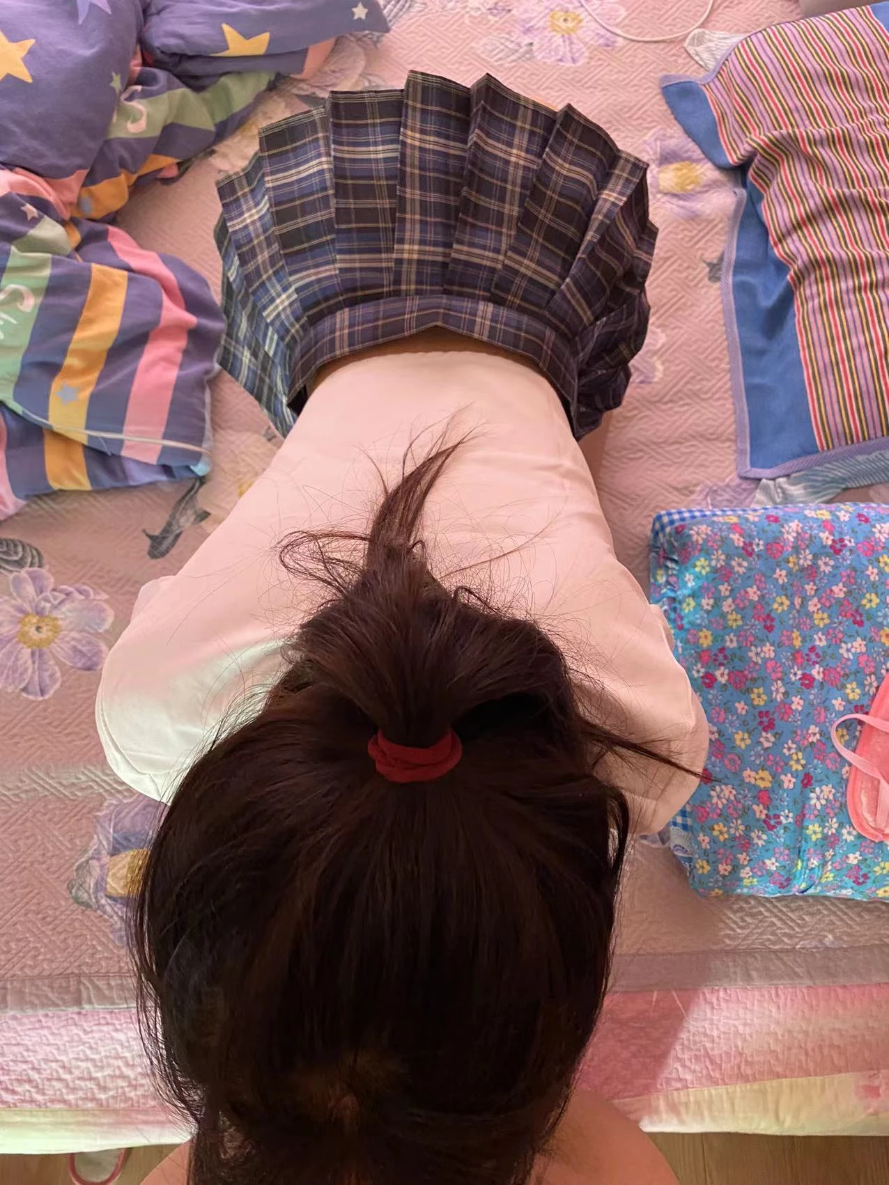 [原创]本溪绿奴继续为老婆和自己寻男主女主，渴望男主人的鸡巴和女主人的美脚，老婆被绿主当做公厕内射，绿主仍不满足把老婆屁眼操开一个洞。[23P]