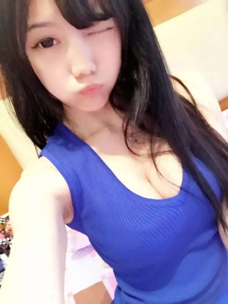 生活照看着好漂亮，后面露点的照片也非常真实[19P]