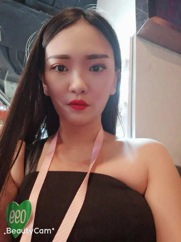 露脸自拍，这屁股你能射几次[15P]