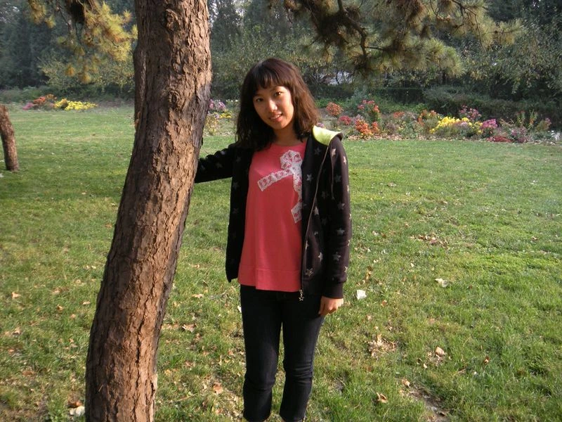和心怡以久的女同事到旅店去开房[21P]