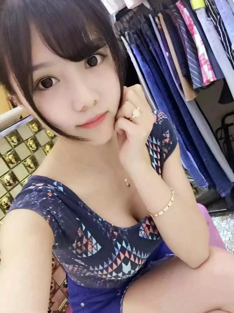 生活照看着好漂亮，后面露点的照片也非常真实[19P]