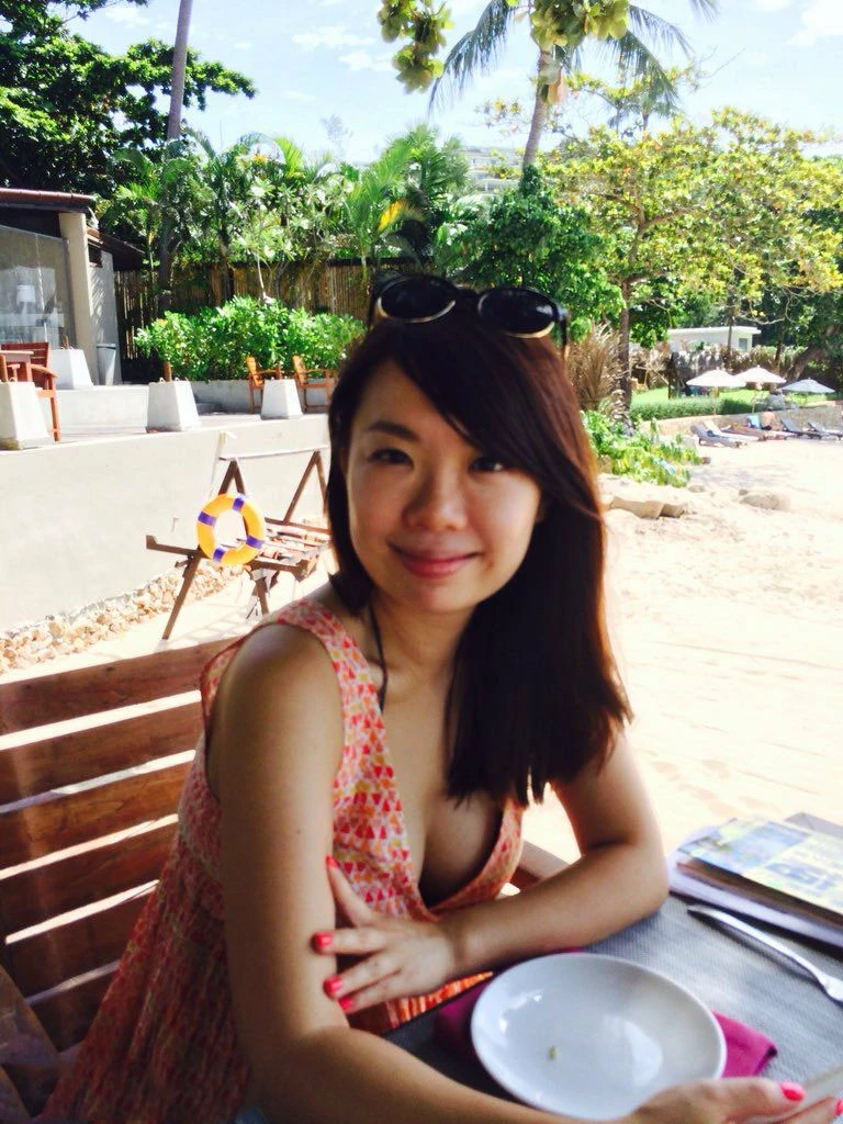 怎么也藏不住的骚，有婚纱照[10P]