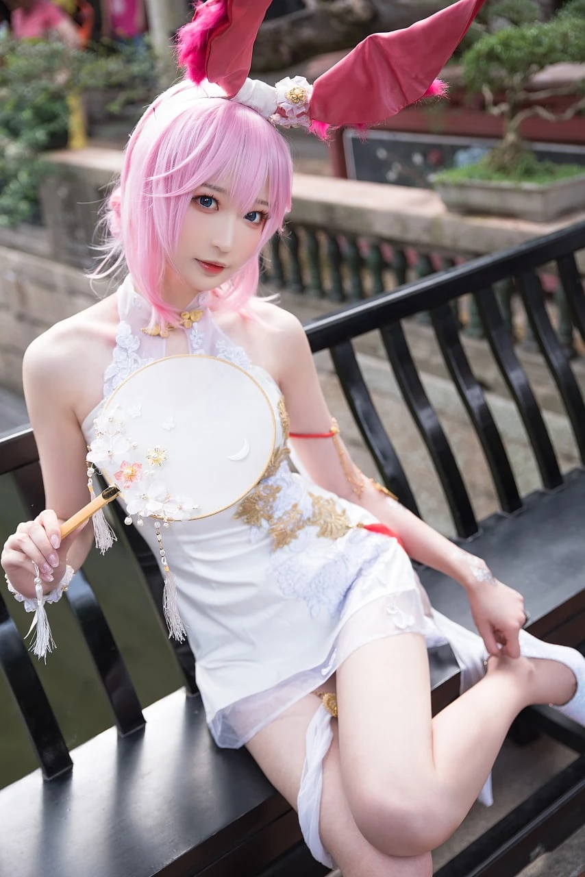 南宫小姐姐的cosplay［18P］