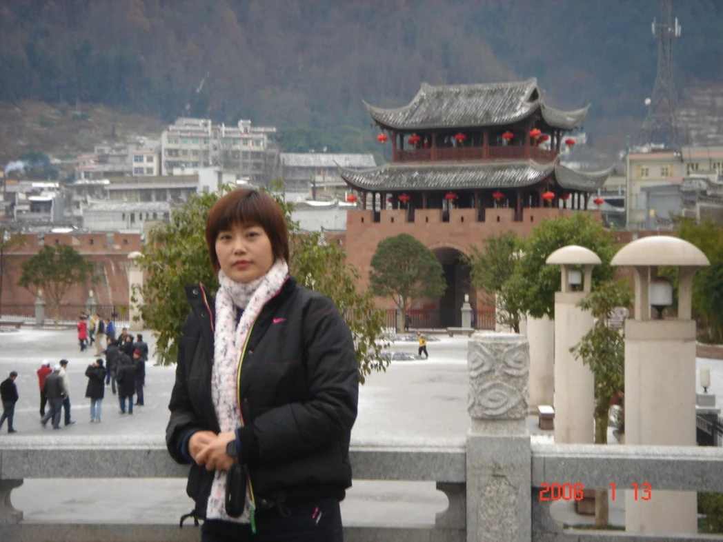 熟女39岁了，丰满的身材肥而不腻，非常难得[23P]