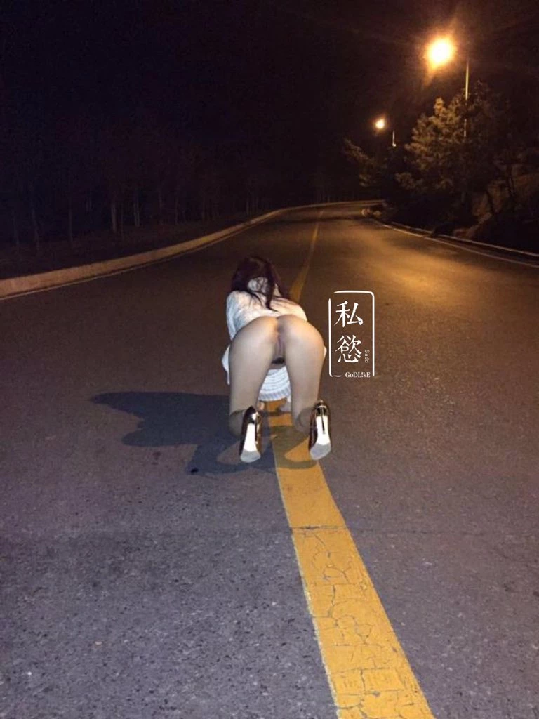 私欲 私拍美女[26P]