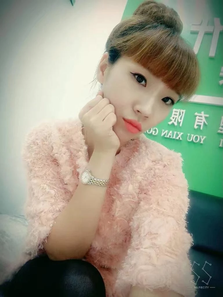露脸奉献 单位新来人妻同事忘不掉你的骚［21P］