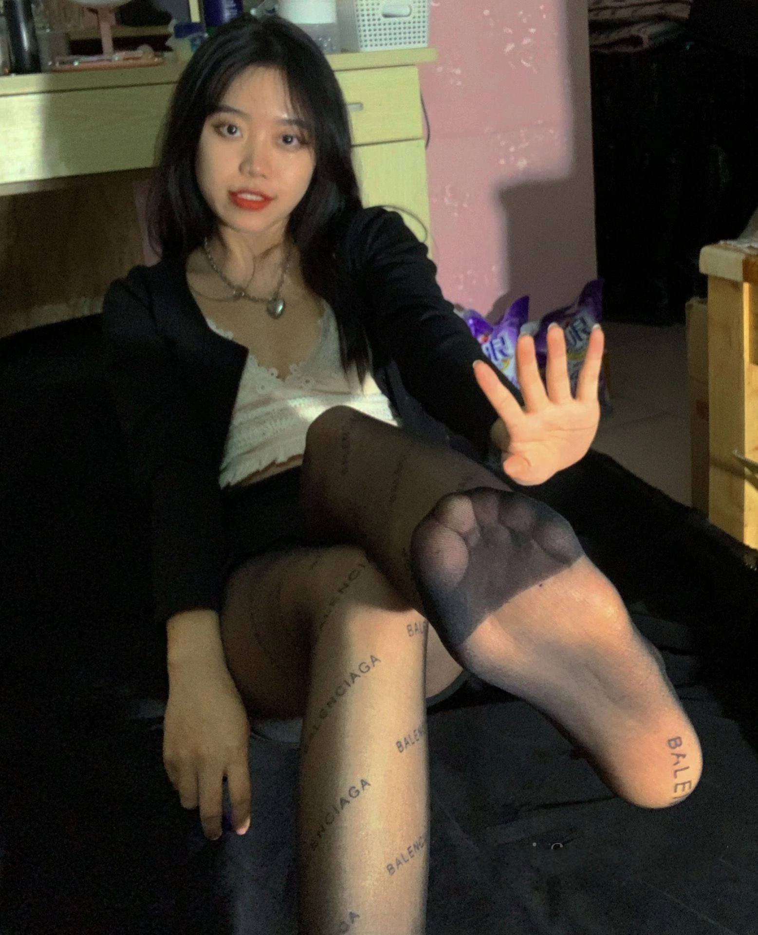 黑丝妹子上下都美[10P]