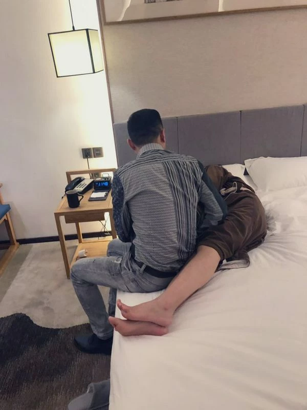 听主人的话提供公共服务［16P］