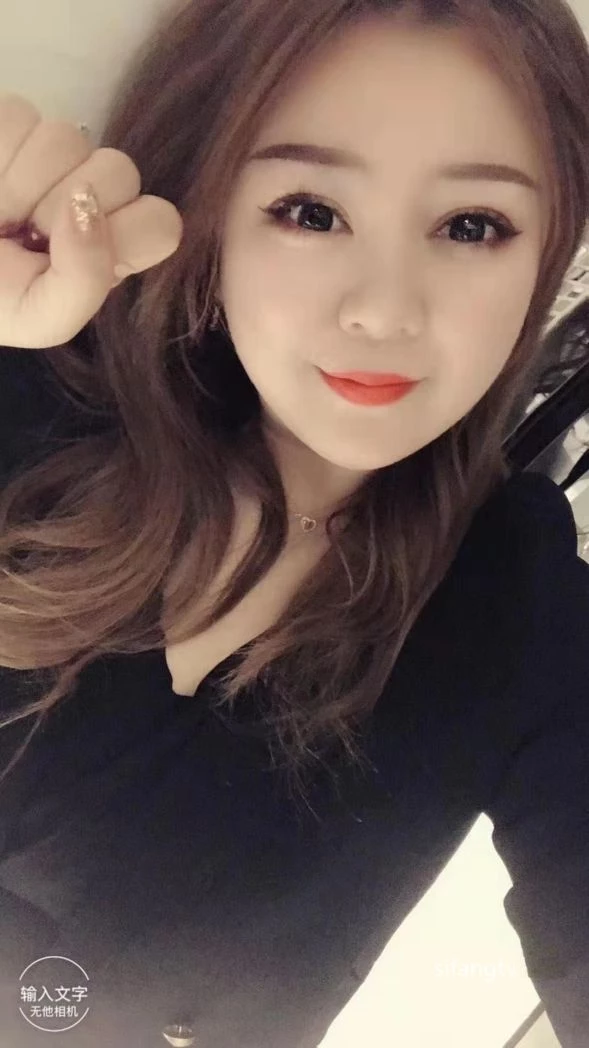 看着骚货欲求不满的样子，一定要把她征服[22P]