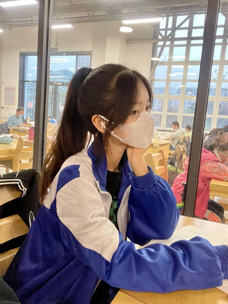 是该调教下我家的小美女了[12P]