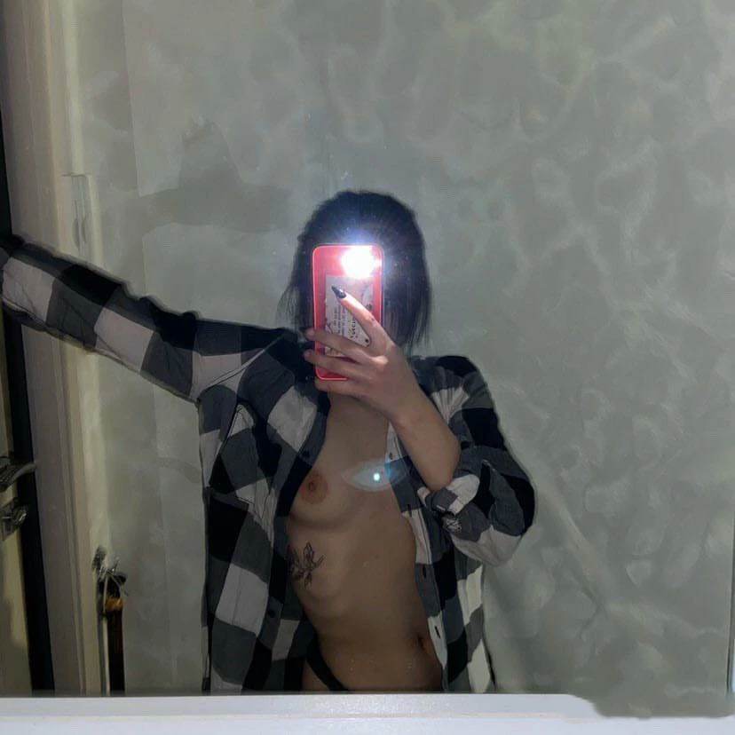 前女友结婚以后还来找我[13P]